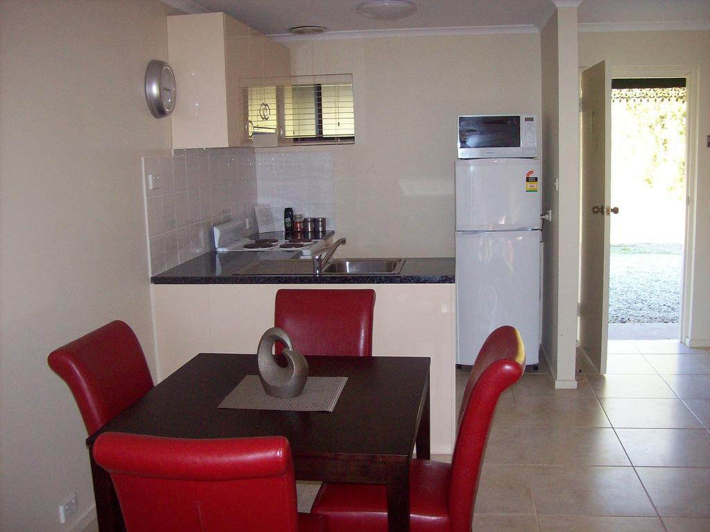 Colonial Inn Guest Rooms Yackandandah Exterior foto